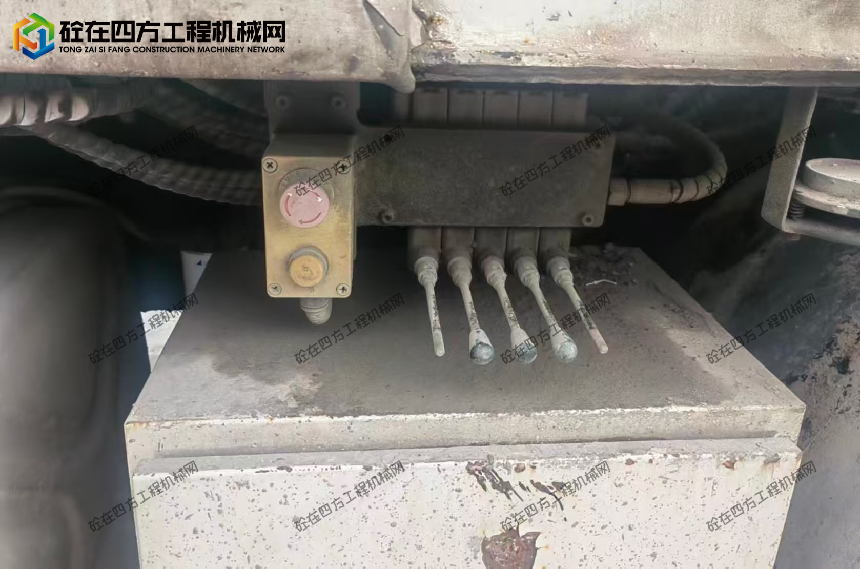 https://images.tongzsf.com/tong/truck_machine/20260727/16a66cba1d89d6.jpg