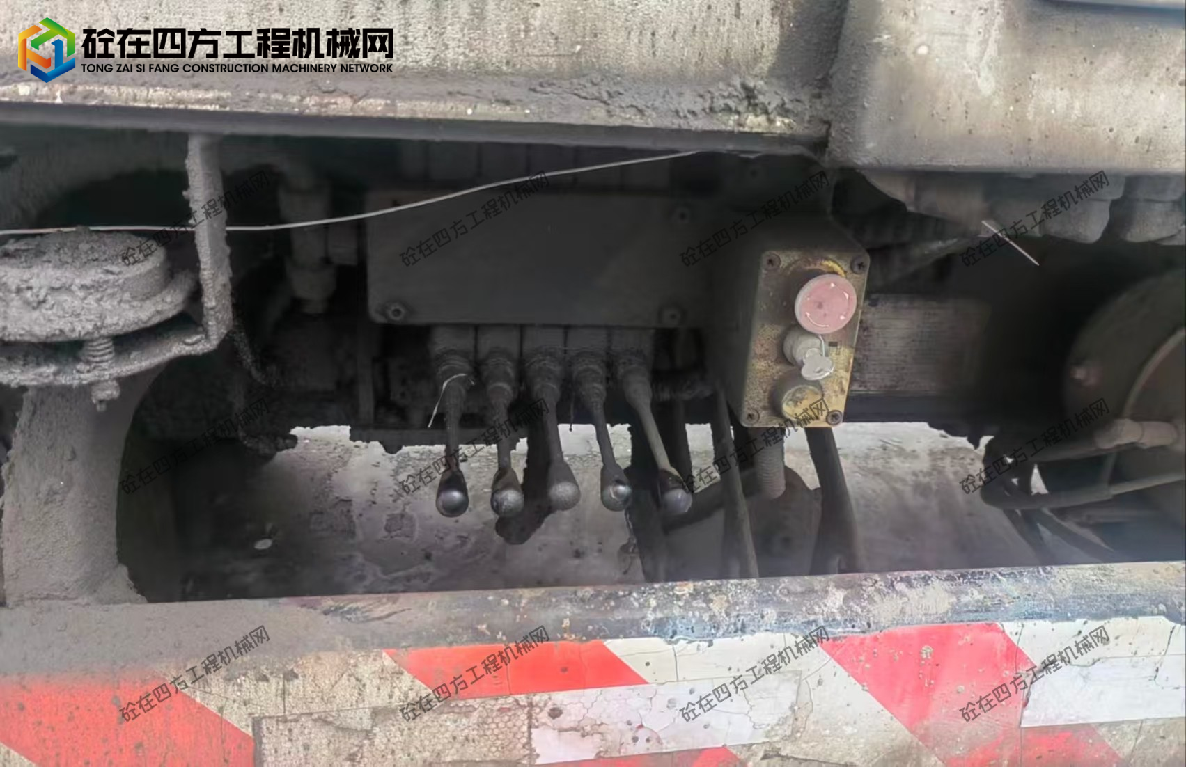 https://images.tongzsf.com/tong/truck_machine/20260727/16a66cba52b110.jpg