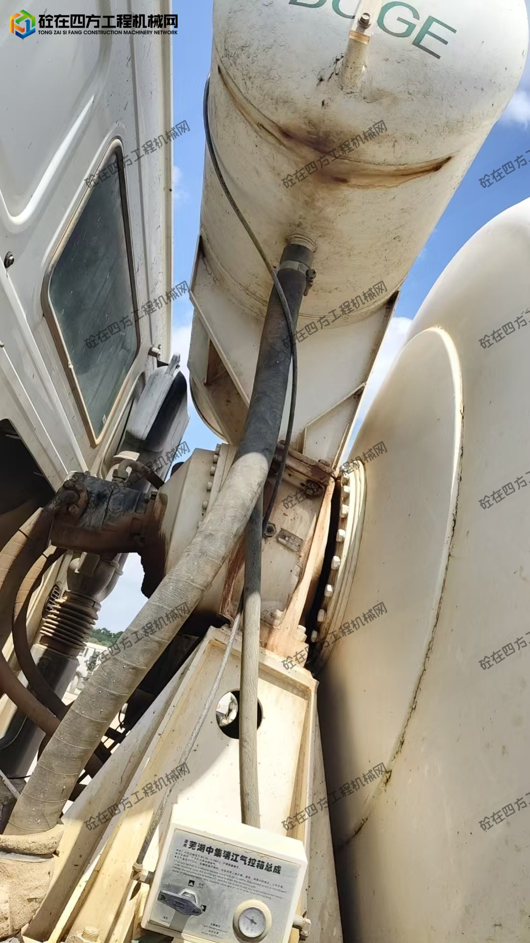 https://images.tongzsf.com/tong/truck_machine/20260728/16a6868bf16f60.jpg