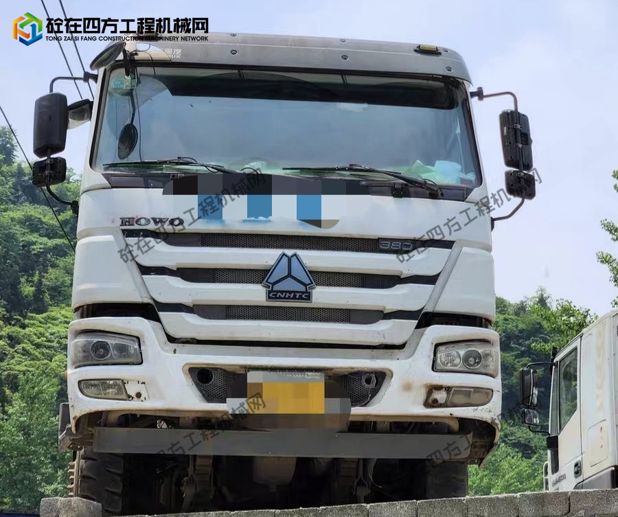 https://images.tongzsf.com/tong/truck_machine/20260729/16a695cc5deca7.jpg