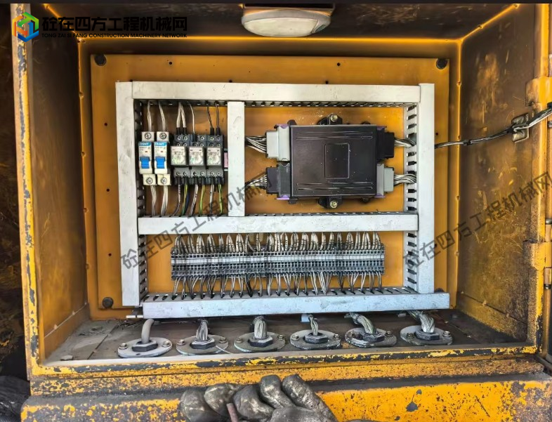 https://images.tongzsf.com/tong/truck_machine/20260729/16a6970a85c33f.png