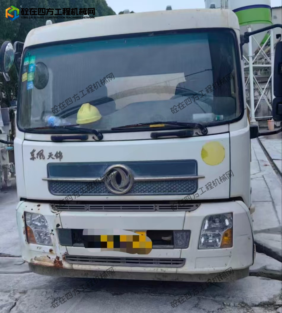 https://images.tongzsf.com/tong/truck_machine/20260730/16a6aab368ab20.jpg