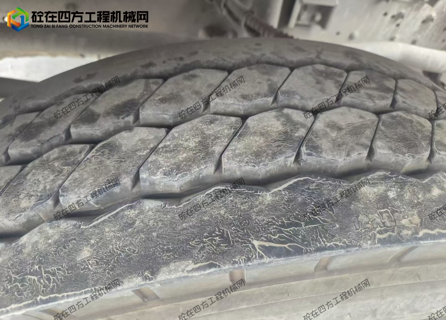 https://images.tongzsf.com/tong/truck_machine/20260730/16a6ab5f9cad19.jpg