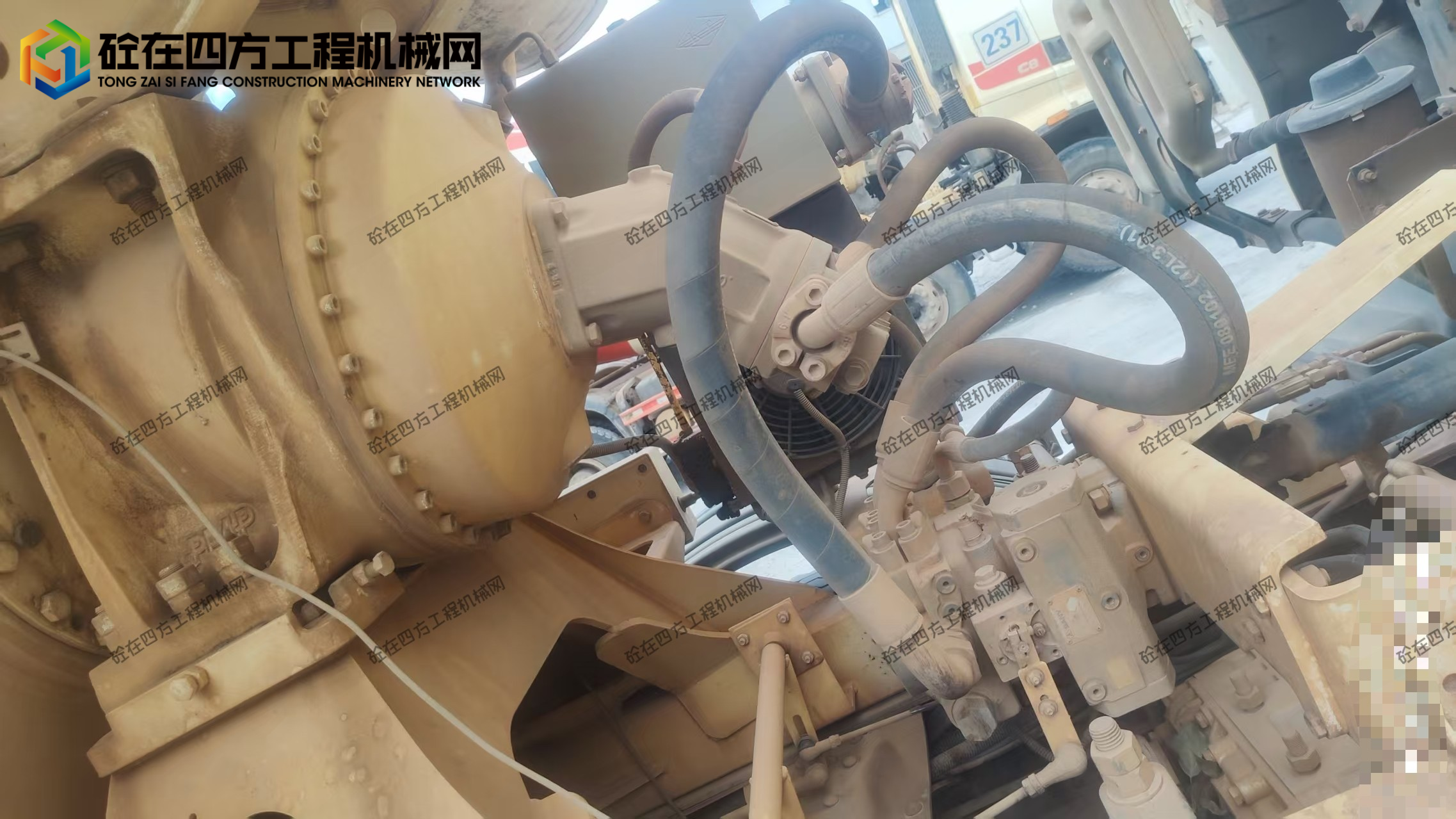 https://images.tongzsf.com/tong/truck_machine/20260730/16a6b18cc4f980.jpg
