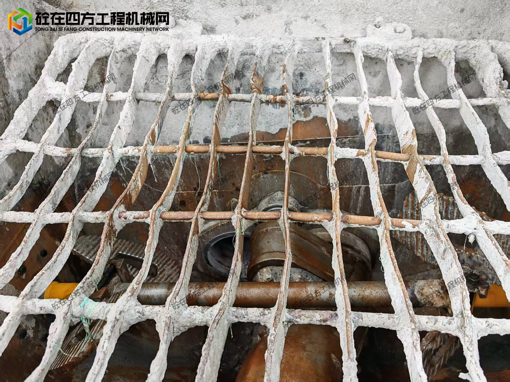https://images.tongzsf.com/tong/truck_machine/20260731/16a6c12525c1e7.jpg