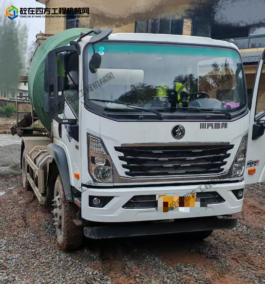 https://images.tongzsf.com/tong/truck_machine/20260803/16a7036237d95c.jpg