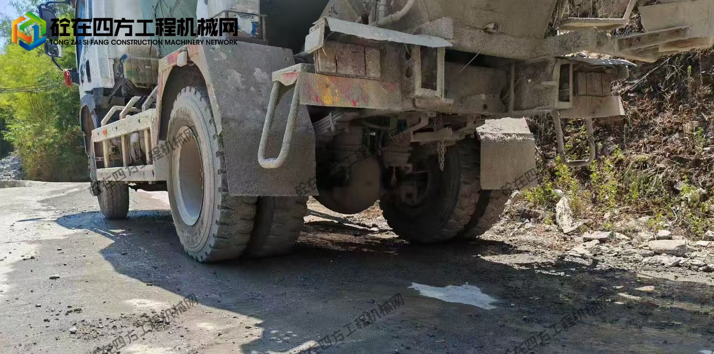 https://images.tongzsf.com/tong/truck_machine/20260803/16a70364fe8d92.jpg