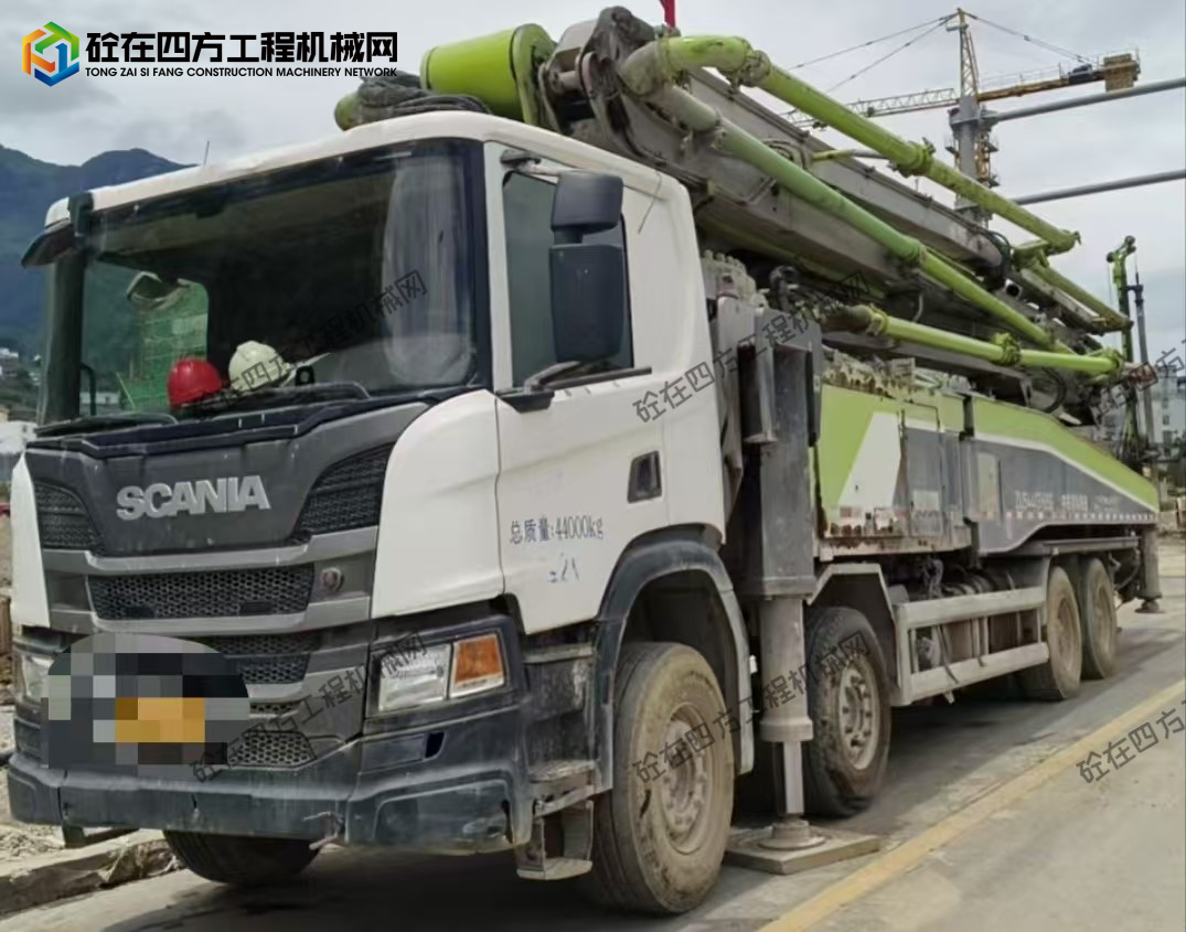 https://images.tongzsf.com/tong/truck_machine/20260804/16a7134f0db7cf.jpg
