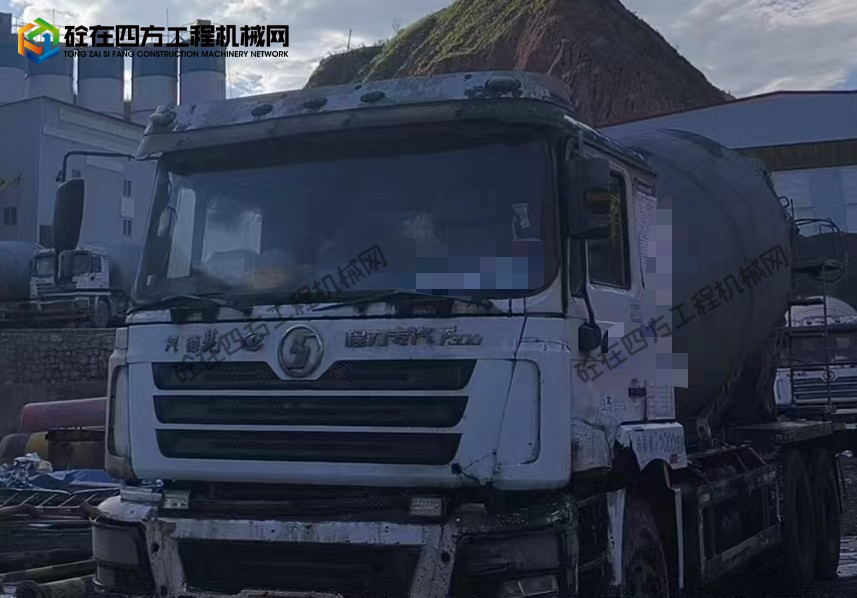 https://images.tongzsf.com/tong/truck_machine/20260804/16a71492459316.jpg