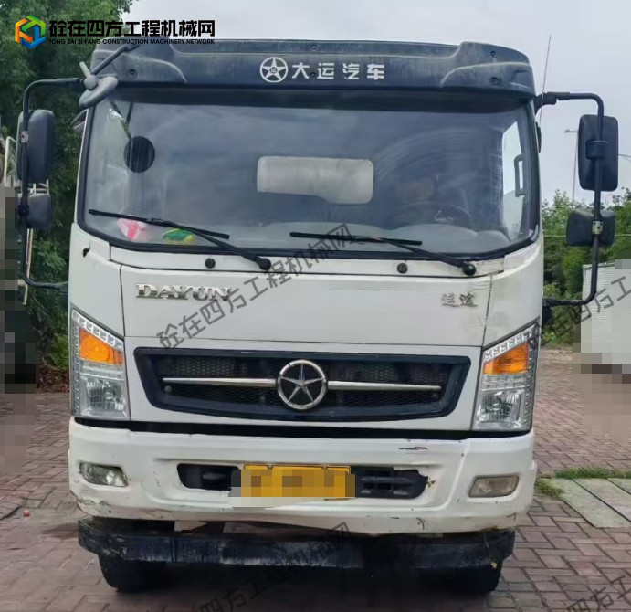 https://images.tongzsf.com/tong/truck_machine/20260805/16a72924d9d97f.png