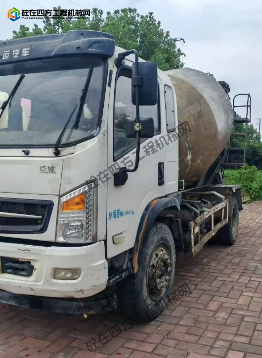https://images.tongzsf.com/tong/truck_machine/20260805/16a7292535973f.png