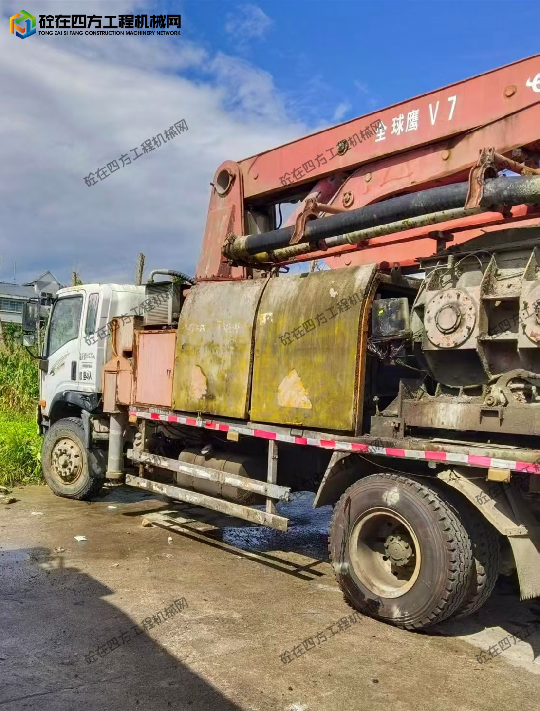 https://images.tongzsf.com/tong/truck_machine/20260805/16a72f7b2bdf26.jpg