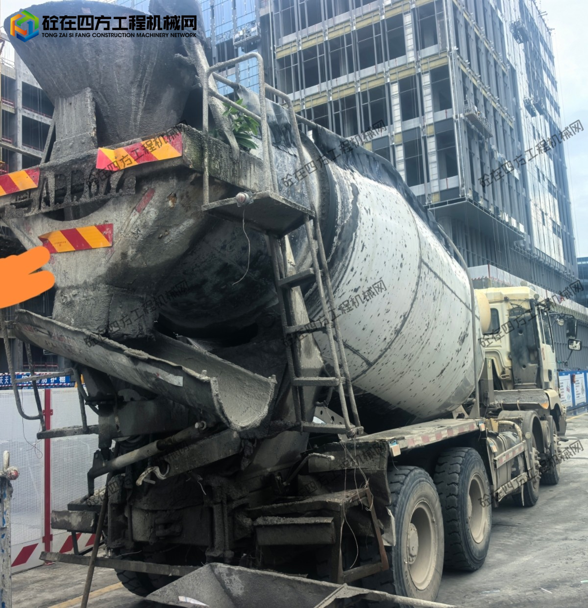 https://images.tongzsf.com/tong/truck_machine/20260805/16a73025a2fb69.jpg