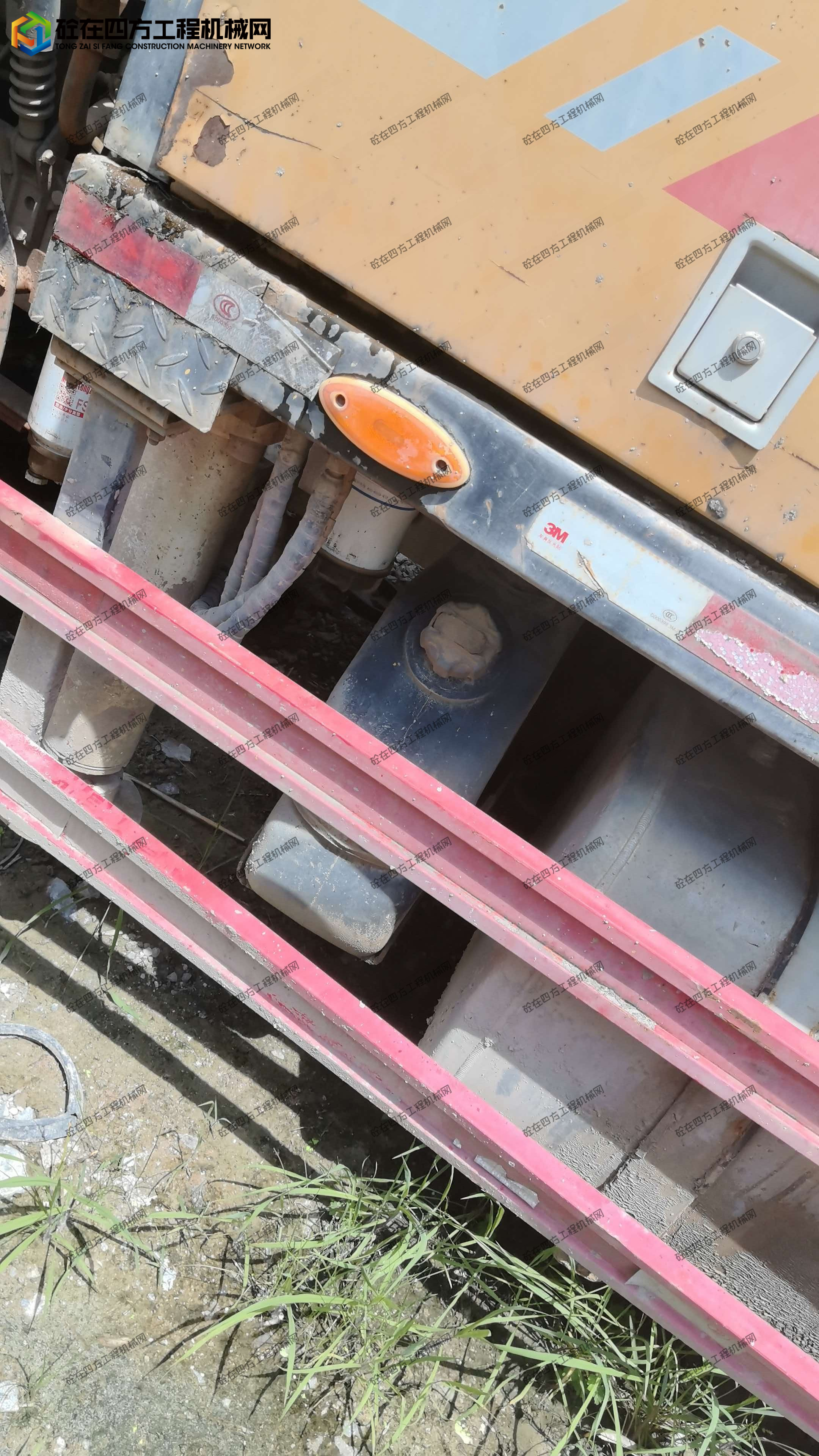 https://images.tongzsf.com/tong/truck_machine/20260809/16a7874a2e68a2.jpg