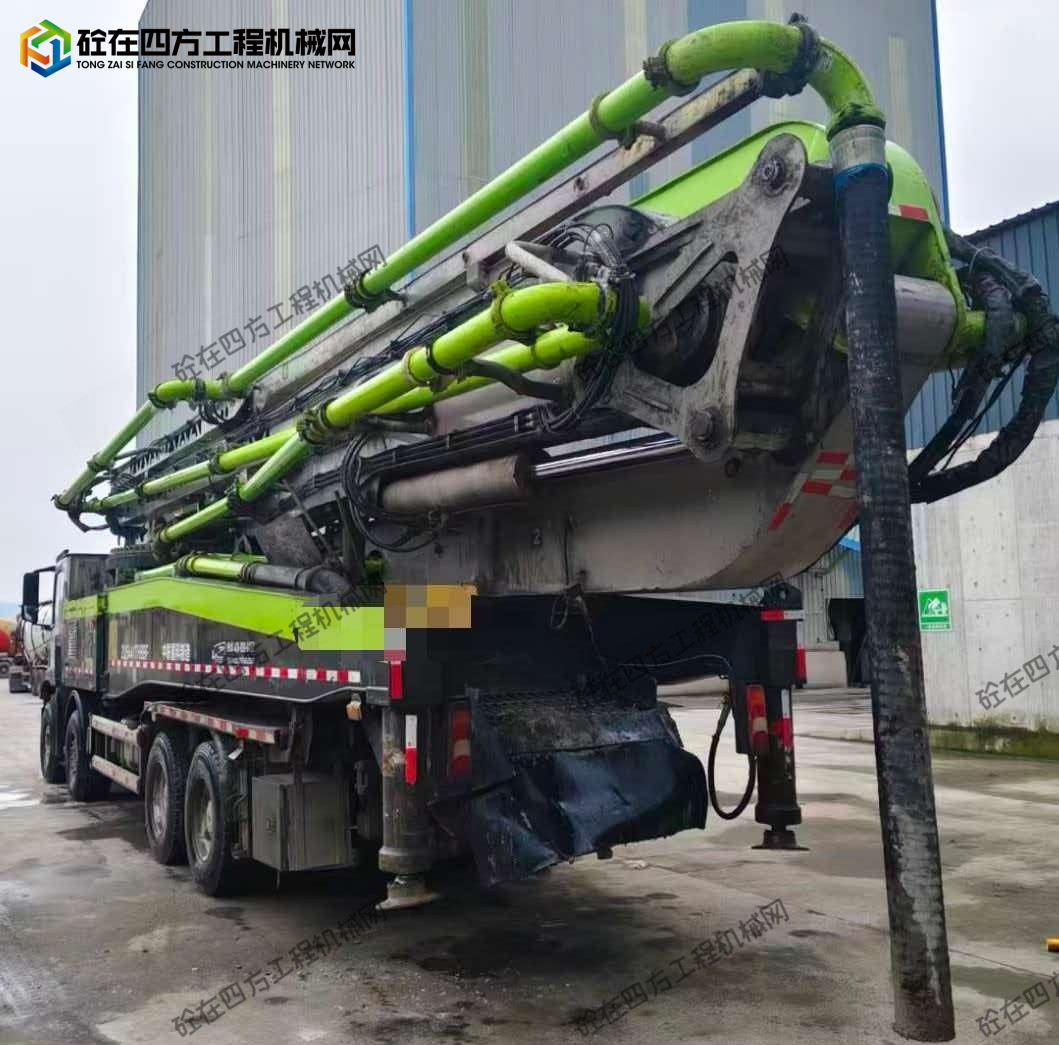 https://images.tongzsf.com/tong/truck_machine/20260811/16a7a7ea326ac3.jpg