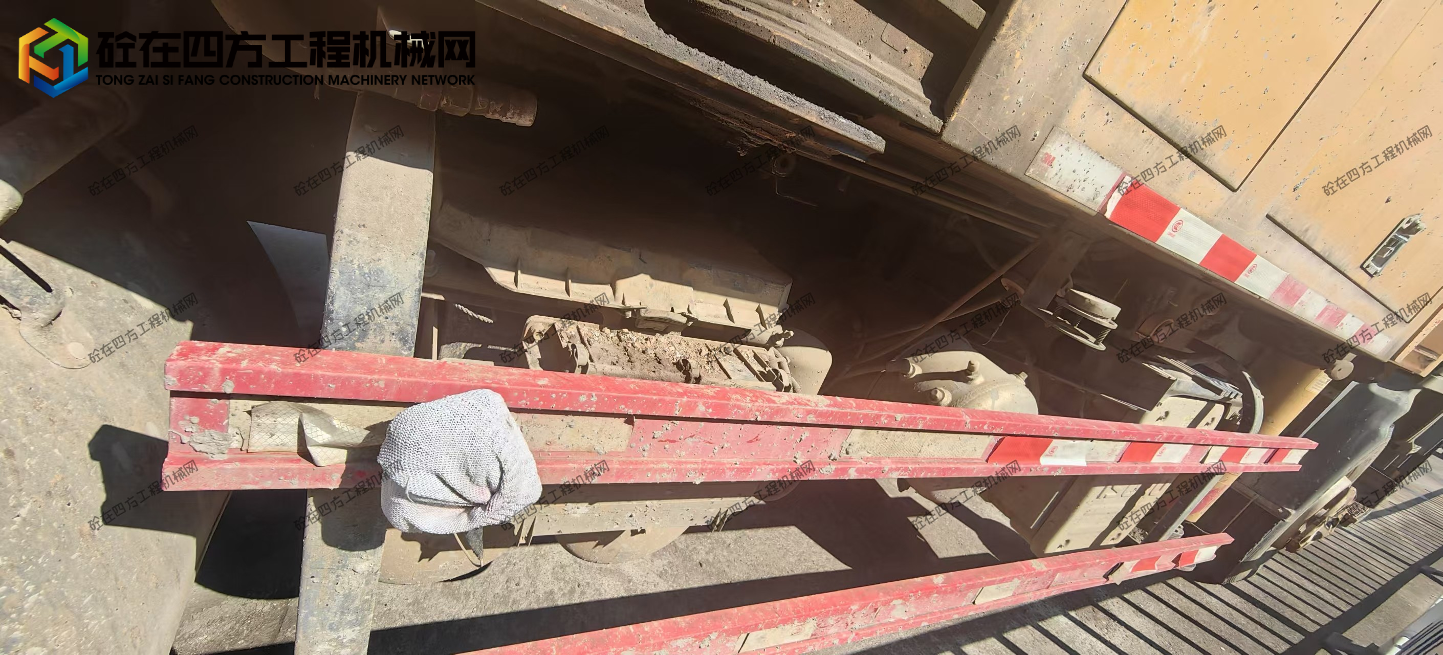 https://images.tongzsf.com/tong/truck_machine/20260812/16a7be4fb535d9.jpg