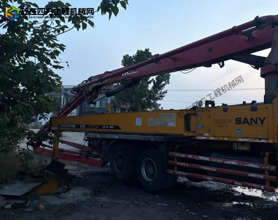 https://images.tongzsf.com/tong/truck_machine/20260812/16a7c095522847.jpg