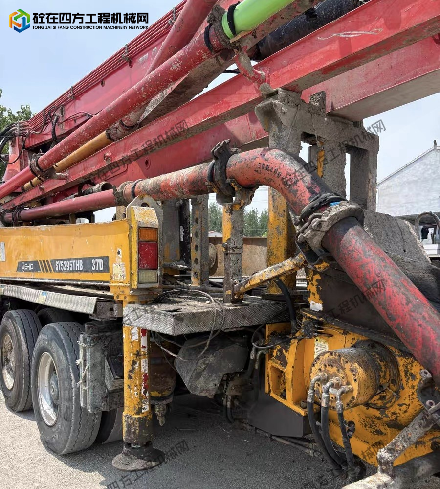 https://images.tongzsf.com/tong/truck_machine/20260812/16a7c095981275.jpg