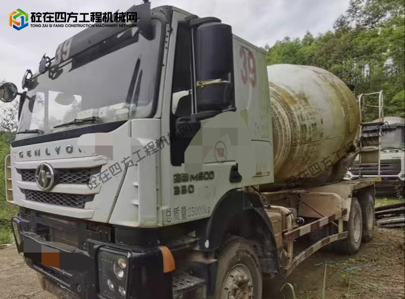 https://images.tongzsf.com/tong/truck_machine/20260813/16a7d2338e49ba.jpg