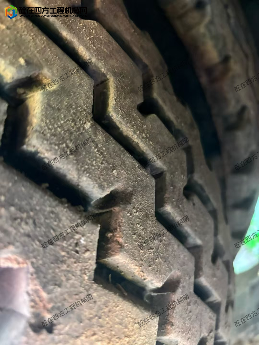 https://images.tongzsf.com/tong/truck_machine/20260813/16a7d2f0eb2528.jpg