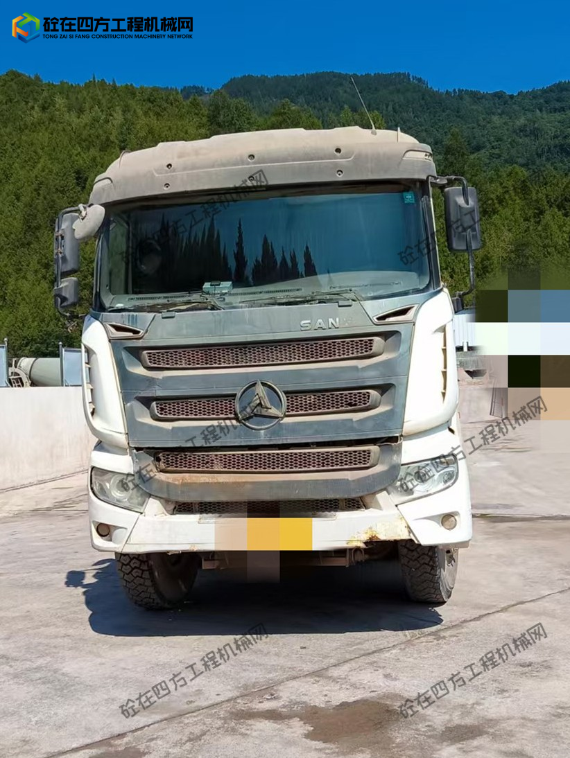 https://images.tongzsf.com/tong/truck_machine/20260813/16a7d5fd773340.jpg