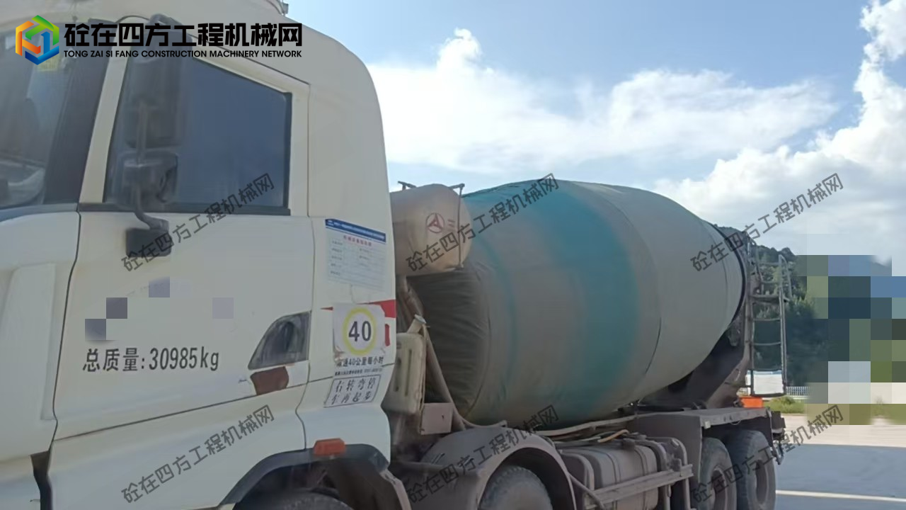 https://images.tongzsf.com/tong/truck_machine/20260813/16a7d603bc3d58.jpg