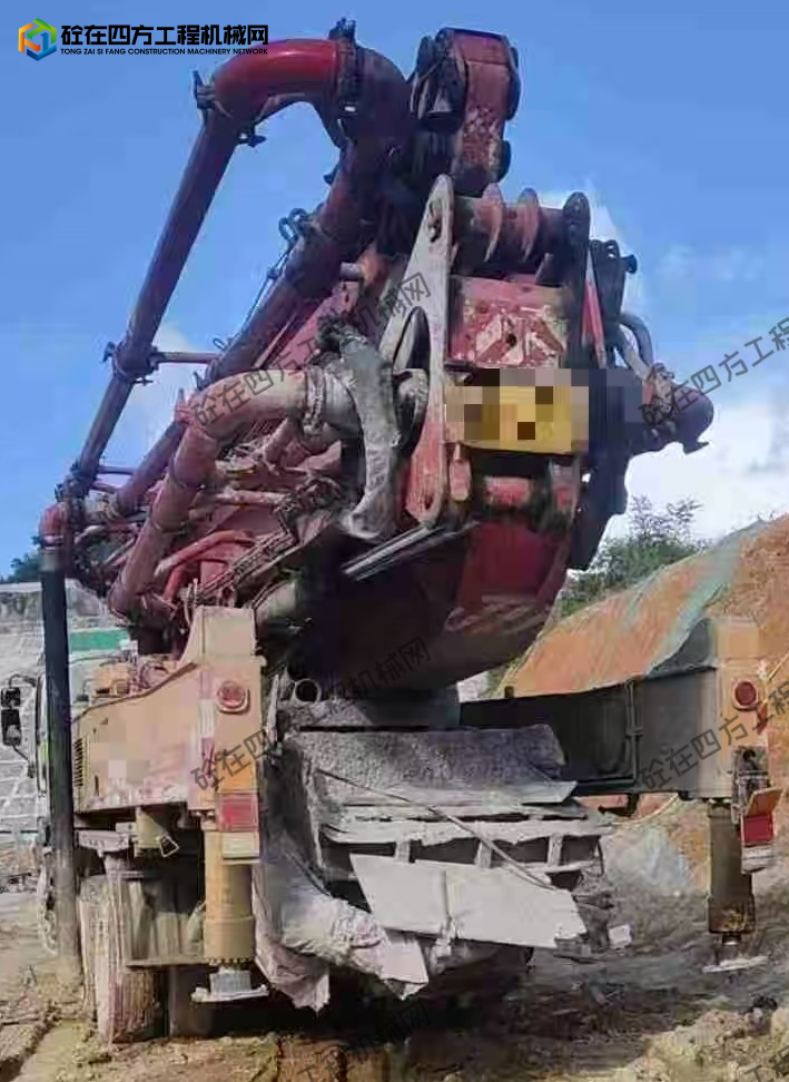 https://images.tongzsf.com/tong/truck_machine/20260813/16a7d8ca4c7028.jpg