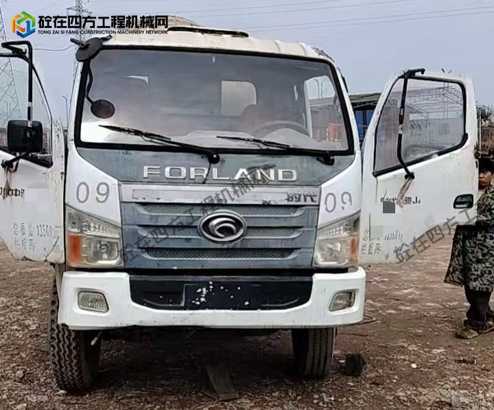 https://images.tongzsf.com/tong/truck_machine/20260814/16a7eca86c27bc.jpg