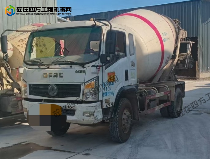 https://images.tongzsf.com/tong/truck_machine/20260815/16a7fdf019e08f.jpg