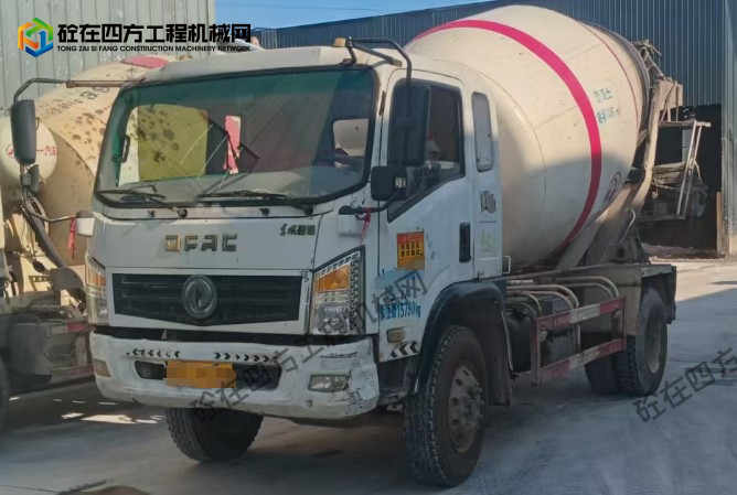 https://images.tongzsf.com/tong/truck_machine/20260817/16a826014062f8.png