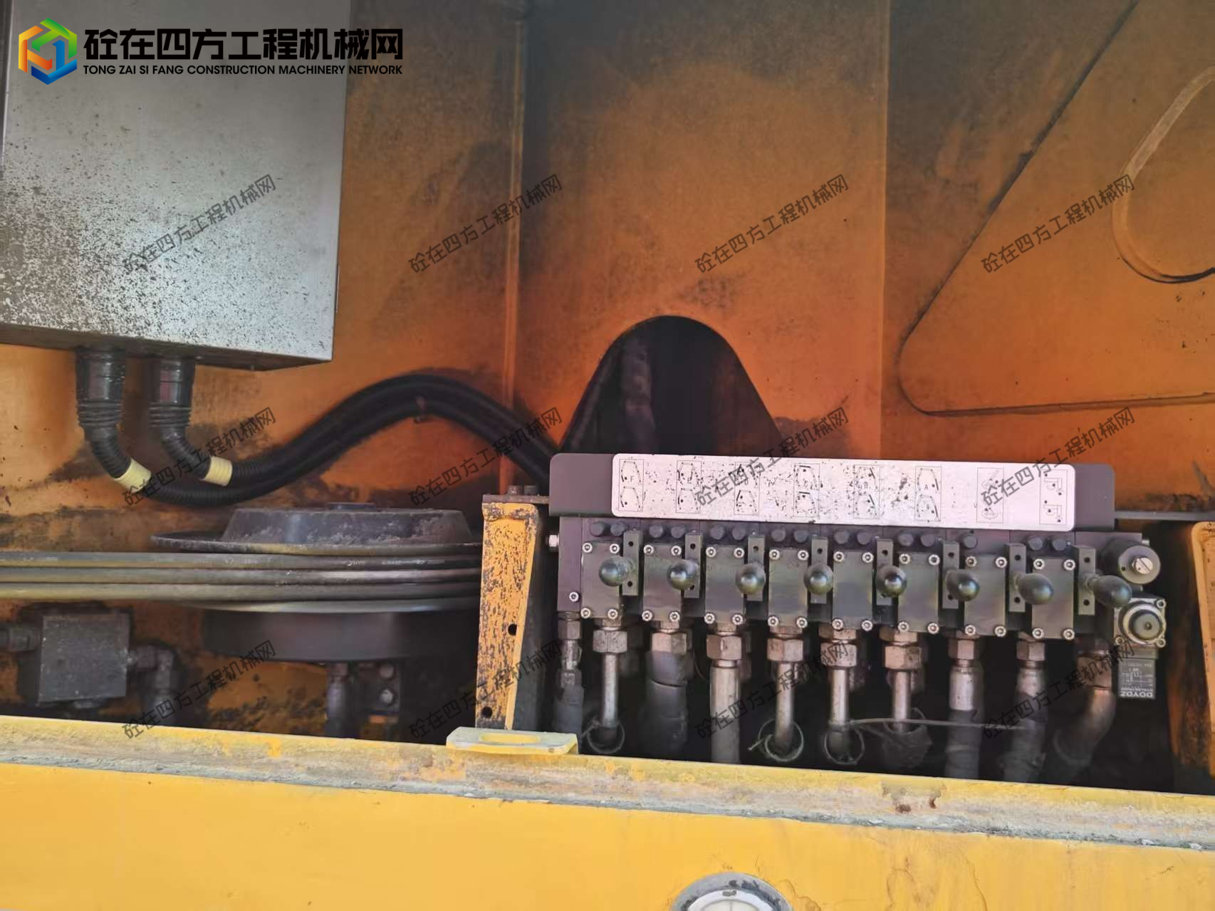 https://images.tongzsf.com/tong/truck_machine/20260819/16a8500cb662c7.jpg