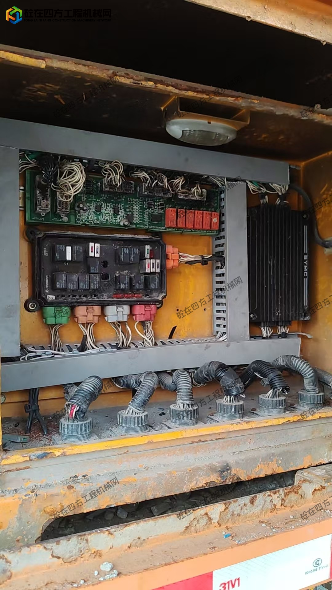 https://images.tongzsf.com/tong/truck_machine/20260825/16a8d010638c00.jpg