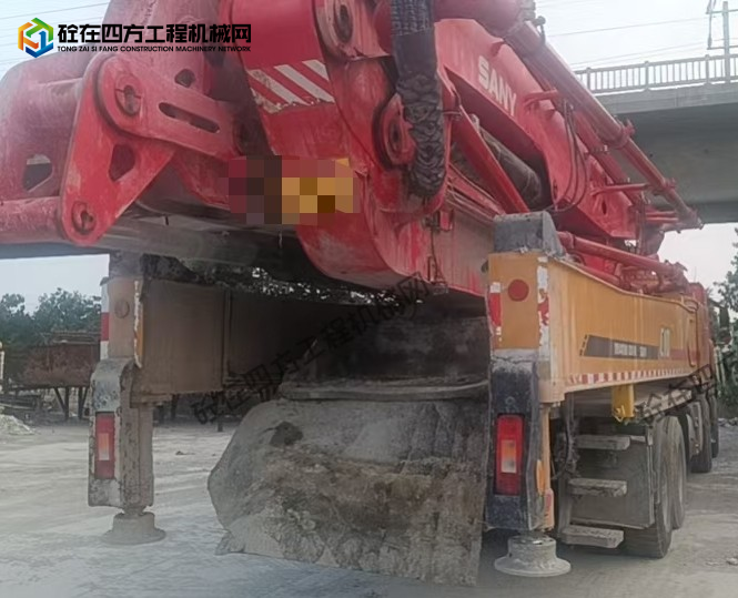 https://images.tongzsf.com/tong/truck_machine/20260825/16a8d5dfc01a27.jpg