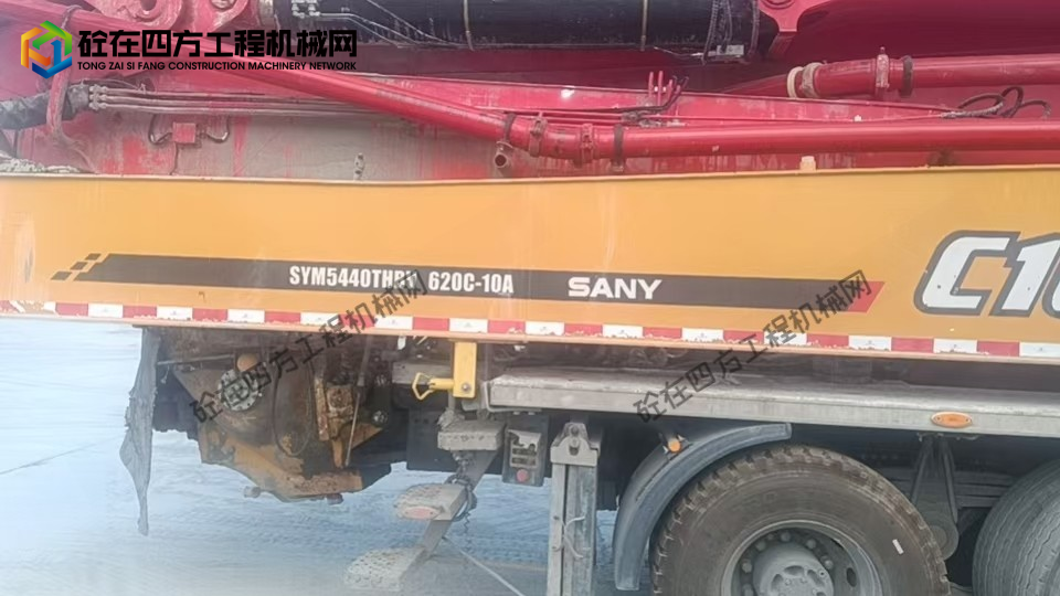 https://images.tongzsf.com/tong/truck_machine/20260825/16a8d5dff150d9.jpg