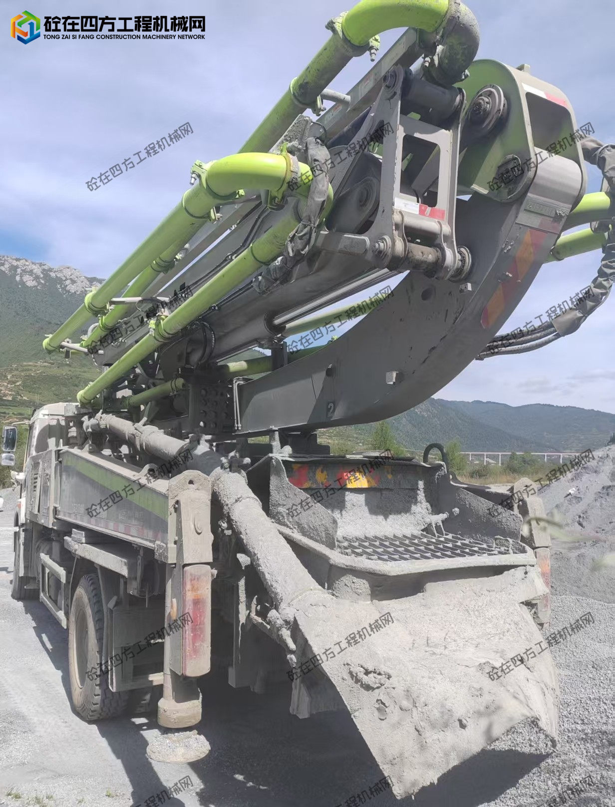 https://images.tongzsf.com/tong/truck_machine/20260826/16a8e96eec752e.jpg