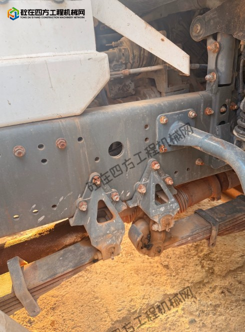 https://images.tongzsf.com/tong/truck_machine/20260827/16a8fcf3c9b404.png
