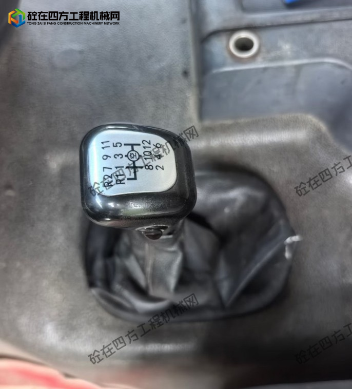 https://images.tongzsf.com/tong/truck_machine/20260828/16a90ea846b7dc.png