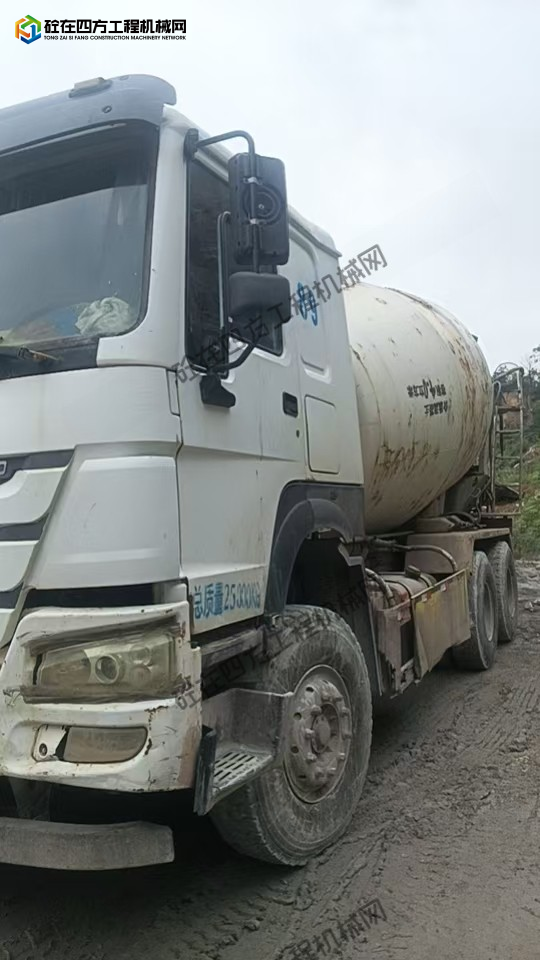 https://images.tongzsf.com/tong/truck_machine/20260901/16a963afca1830.jpg