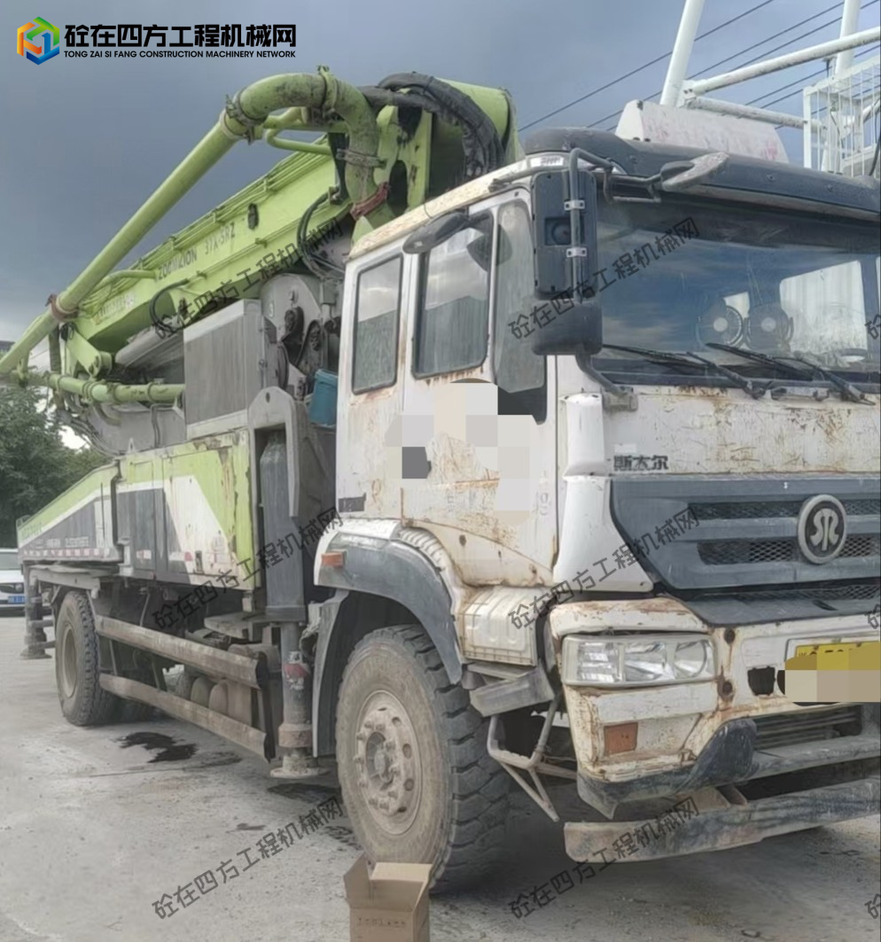 https://images.tongzsf.com/tong/truck_machine/20260901/16a9641d96fc43.jpg