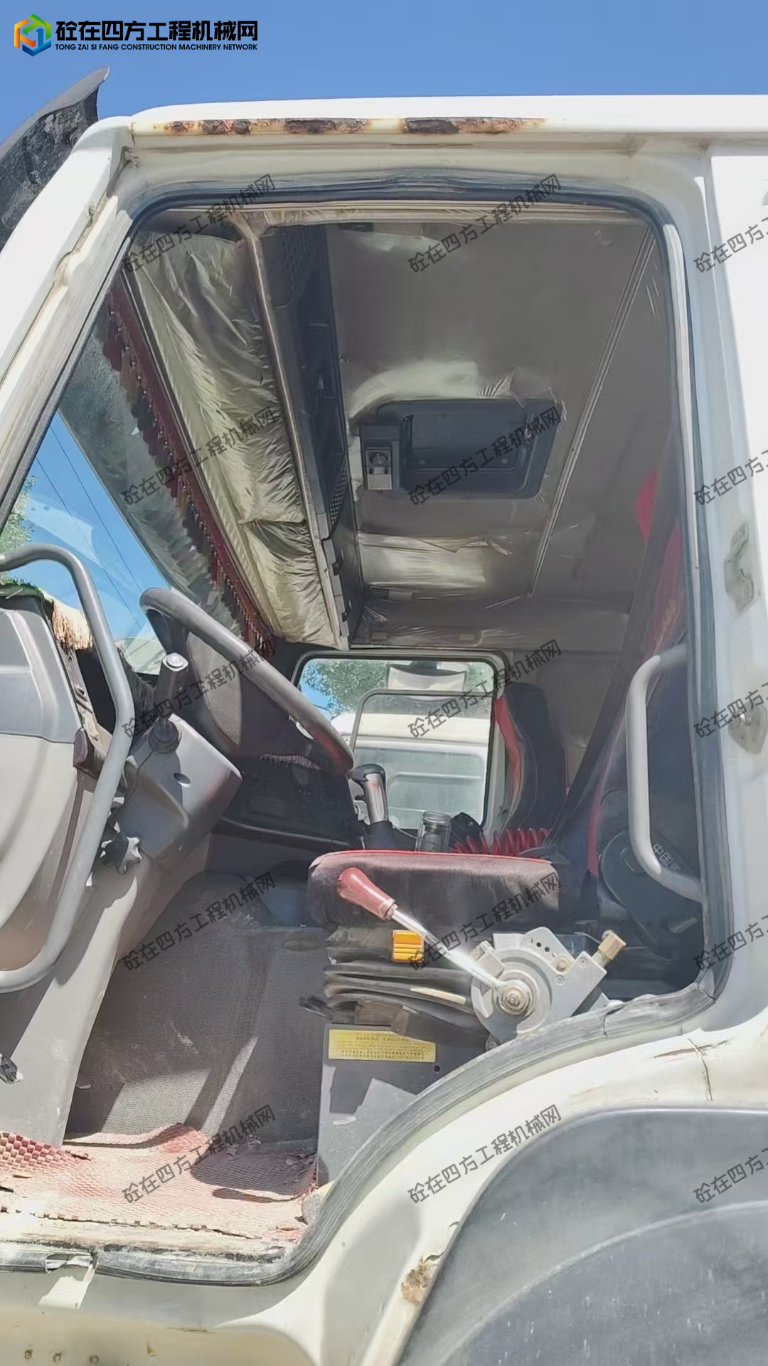 https://images.tongzsf.com/tong/truck_machine/20260901/16a9689441311c.jpg