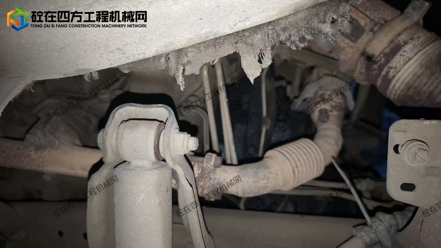 https://images.tongzsf.com/tong/truck_machine/20260903/16a98d04aa98f4.jpg