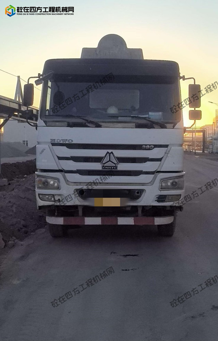 https://images.tongzsf.com/tong/truck_machine/20260908/16a9f7af8a7a0a.jpg
