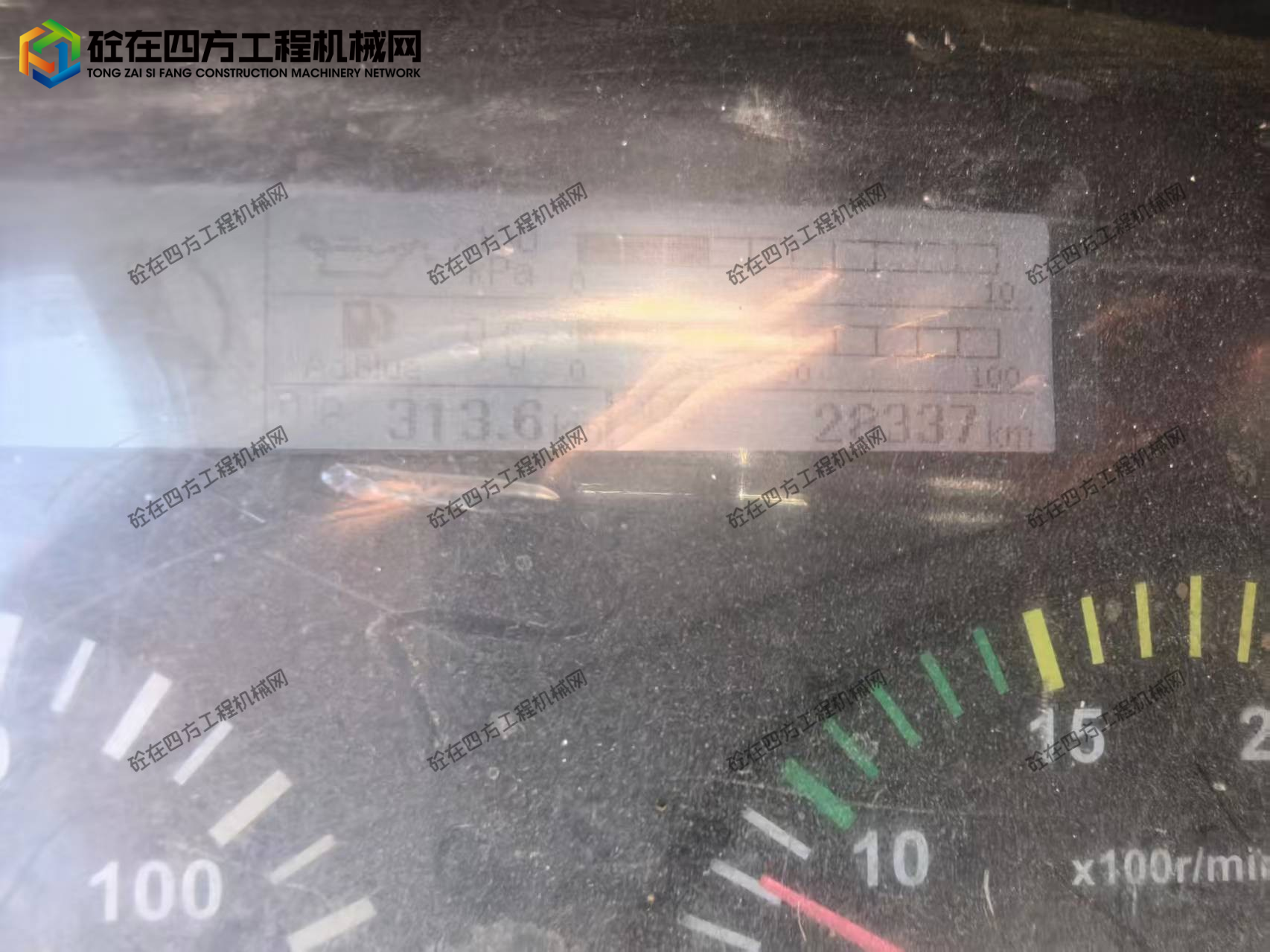 https://images.tongzsf.com/tong/truck_machine/20260908/16a9fc1b7a1ed6.jpg