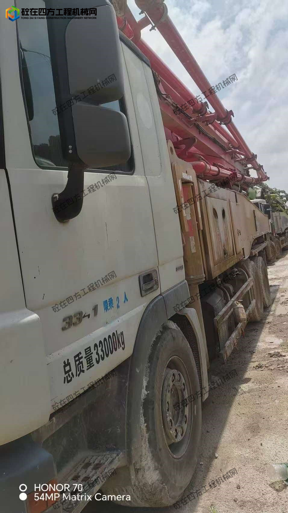 https://images.tongzsf.com/tong/truck_machine/20260910/16aa21a50dc06b.jpg