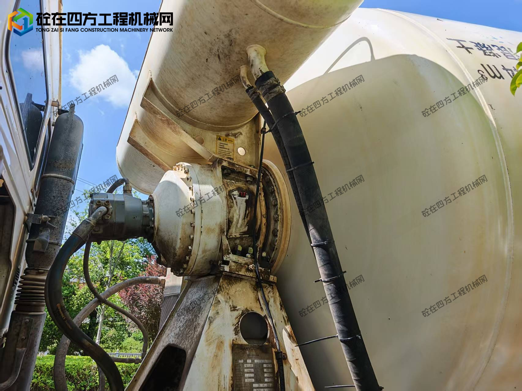 https://images.tongzsf.com/tong/truck_machine/20260911/16aa3819c2e0bc.jpg