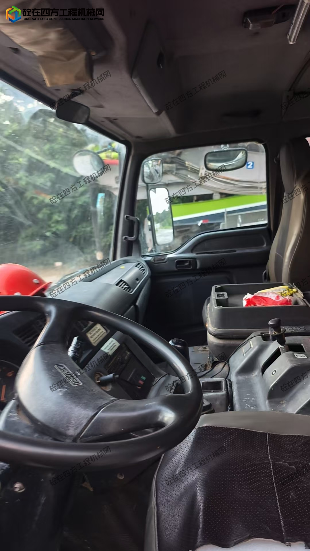 https://images.tongzsf.com/tong/truck_machine/20260915/16aa8e7d1a2c61.jpg
