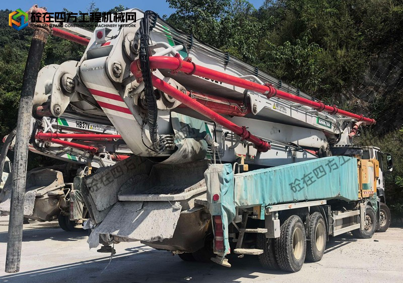 https://images.tongzsf.com/tong/truck_machine/20260916/16aaa02a51464d.jpg