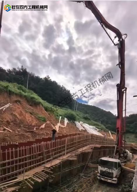 https://images.tongzsf.com/tong/truck_machine/20260916/16aaa472cae4c2.jpg