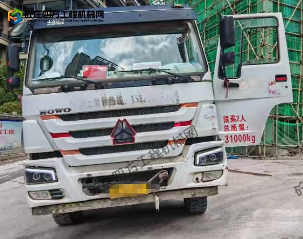 https://images.tongzsf.com/tong/truck_machine/20260916/16aaa4dd57cf85.jpg