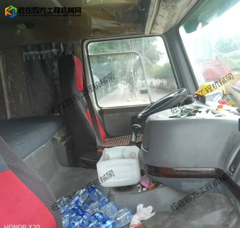 https://images.tongzsf.com/tong/truck_machine/20260918/16aaca1dfecfd0.png